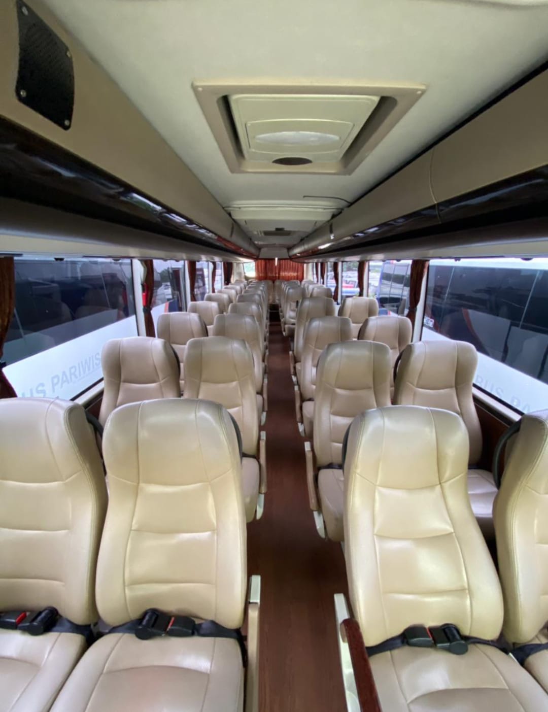 trac-bigbus-toilet-interior